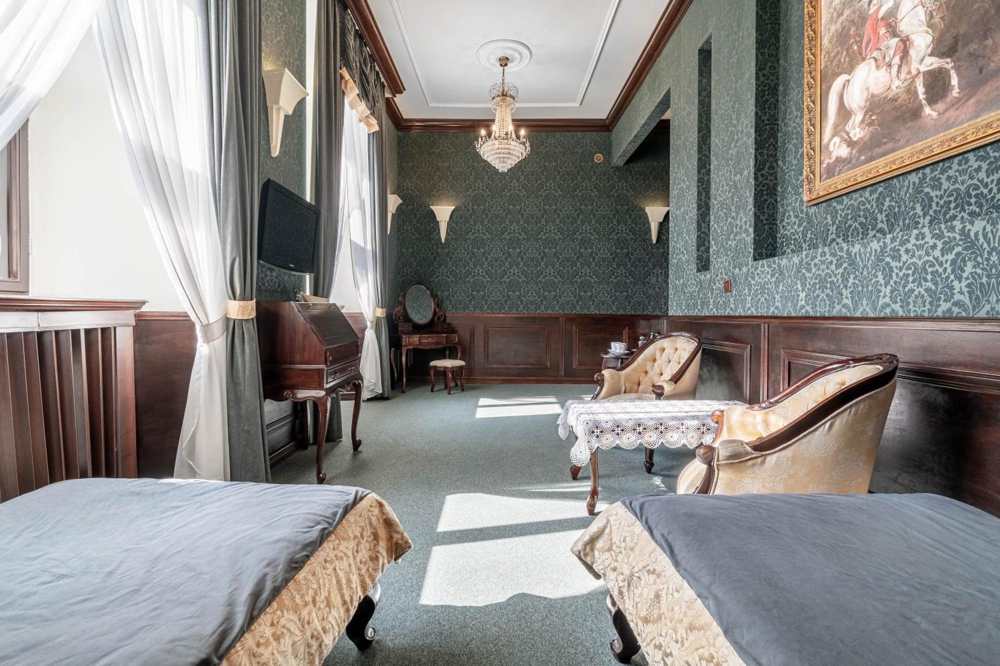 Zamek Uniejow Aparthotel Luaran gambar