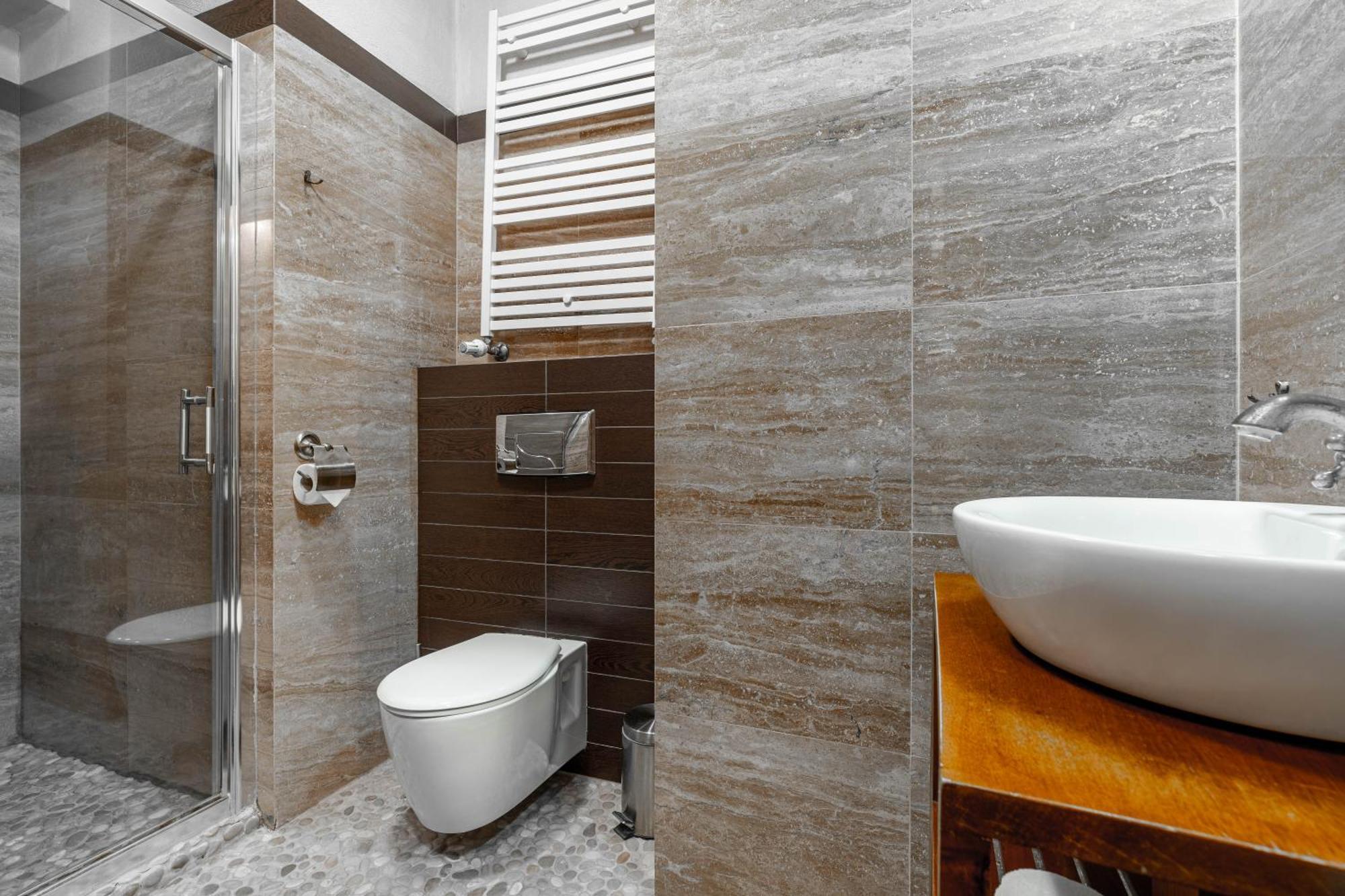 Zamek Uniejow Aparthotel Luaran gambar